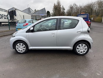 Used Toyota AYGO 2013 for sale - 77324418: Photo
