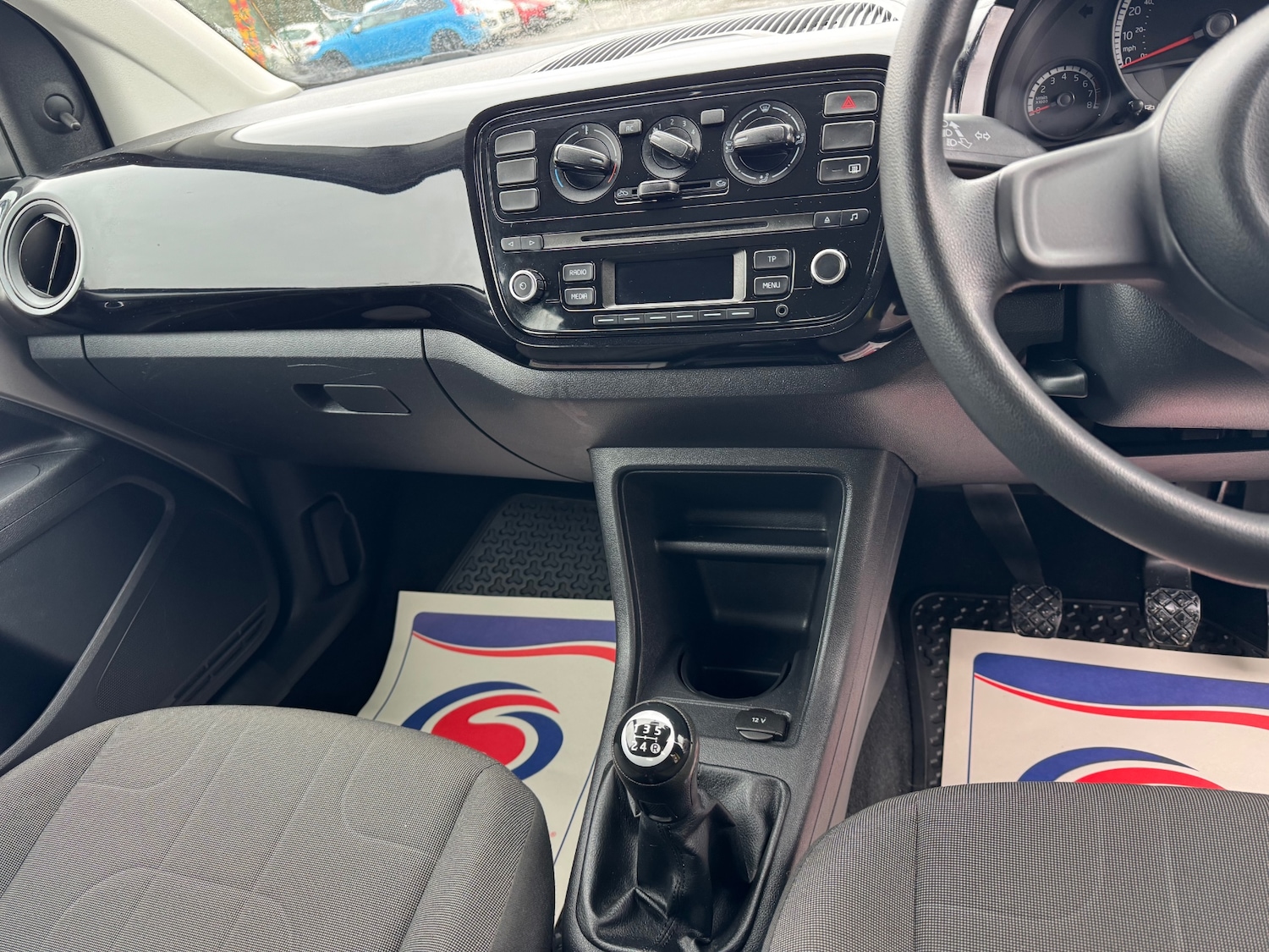 Used Volkswagen up! 2012 for sale - 77665903: Photo 15