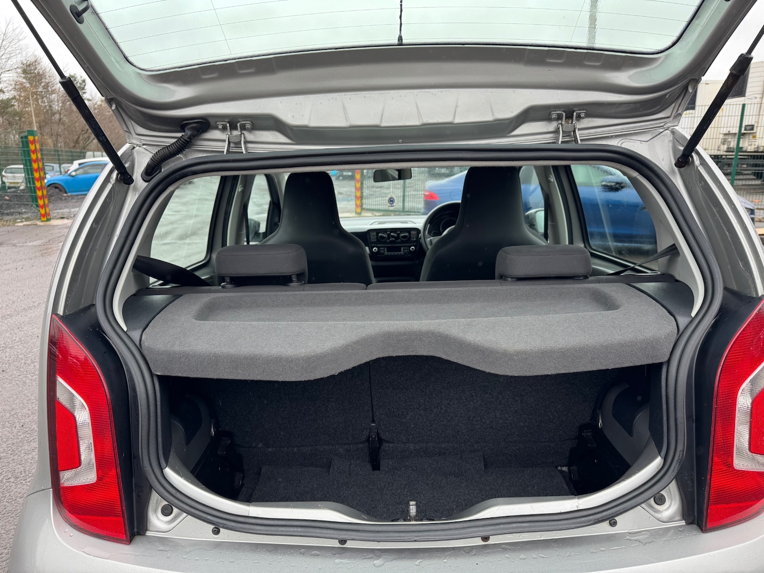 Used Volkswagen up! 2012 for sale - 77665903: Photo 24