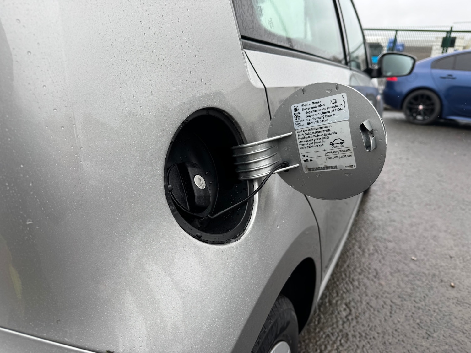 Used Volkswagen up! 2012 for sale - 77665903: Photo 25