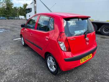 Used Hyundai i10 2011 for sale - 74929500: Photo