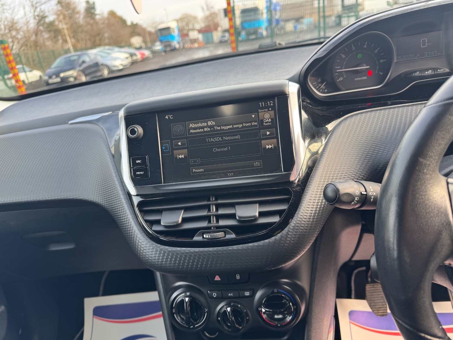 Used Peugeot 2008 2015 for sale - 77650150: Photo 14