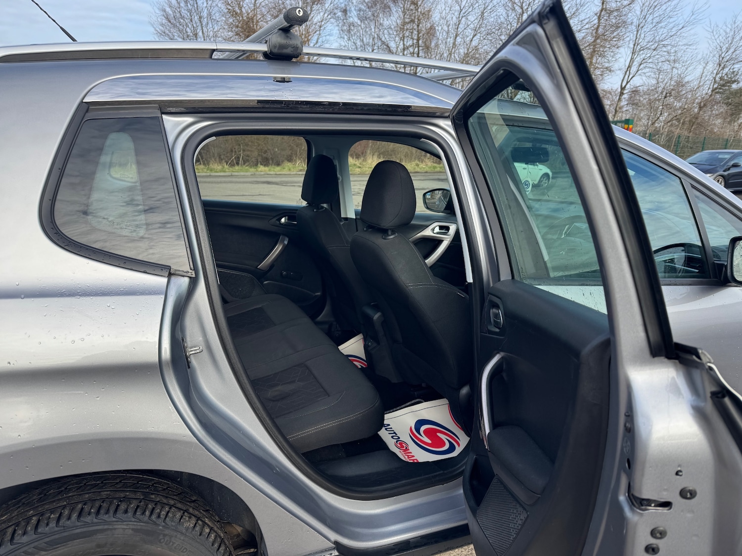 Used Peugeot 2008 2015 for sale - 77650150: Photo 16