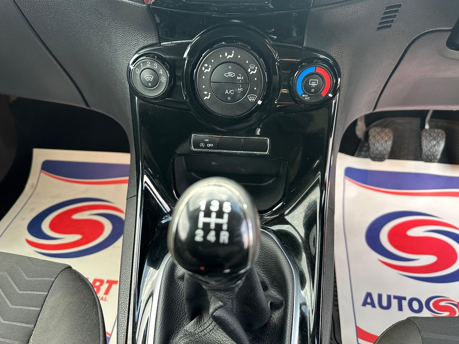 Used Ford Fiesta 2016 for sale - 77715998: Photo 14