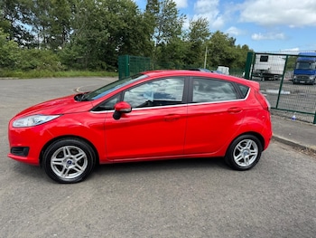 Used Ford Fiesta 2014 for sale - 75022338: Photo