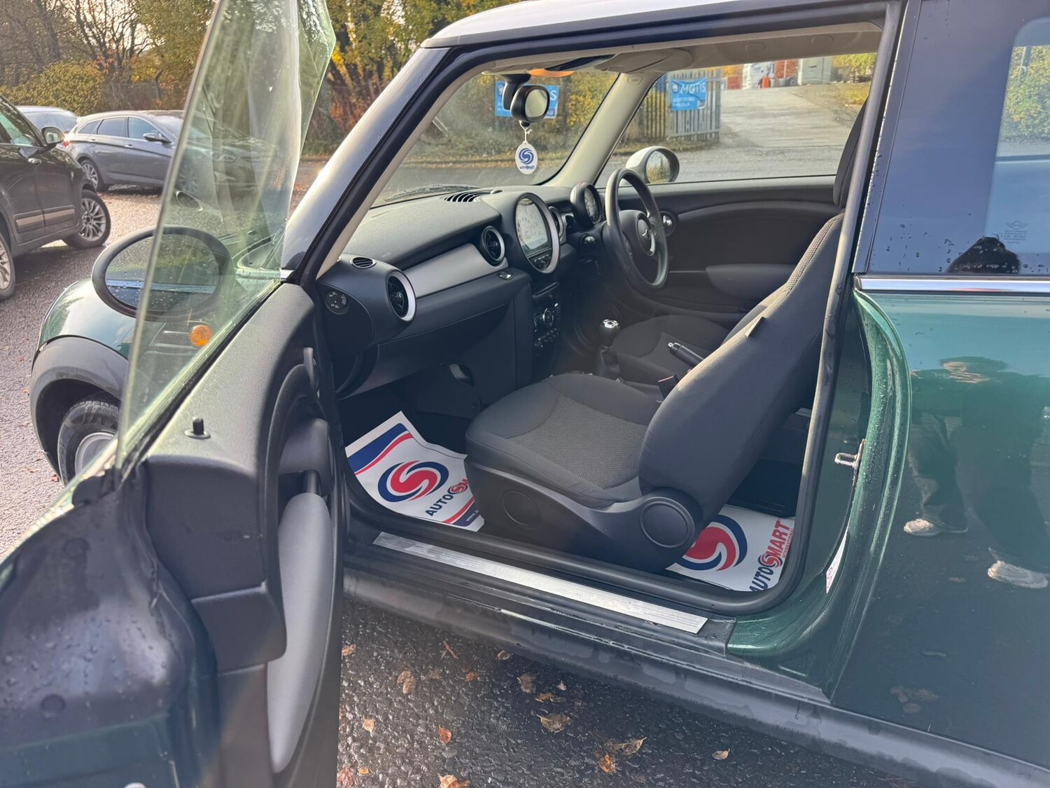 Used MINI Hatch 2011 for sale - 76611225: Photo 13