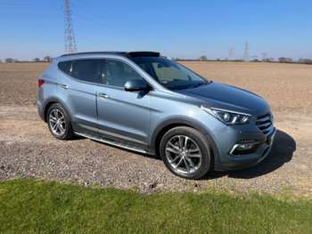 Used Hyundai Santa Fe 2016 for sale - 74653917: Photo