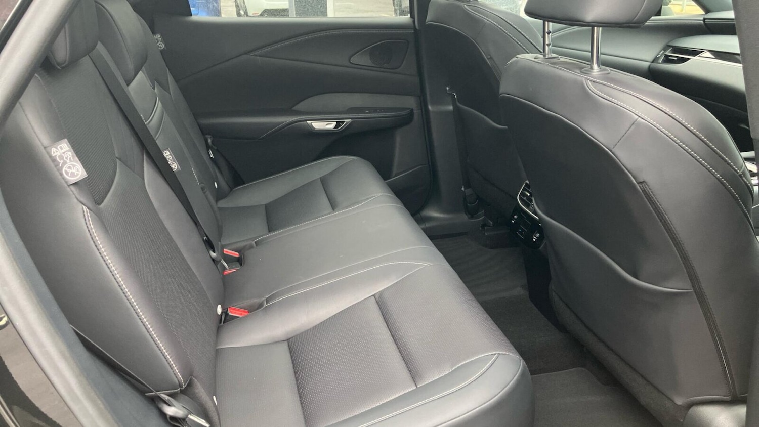 Used Lexus RX 2023 for sale - 76673587: Photo 11