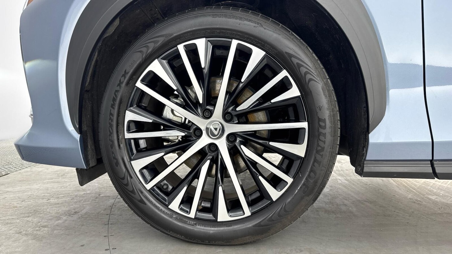 Used Lexus RZ 2024 for sale - 76922328: Photo 21