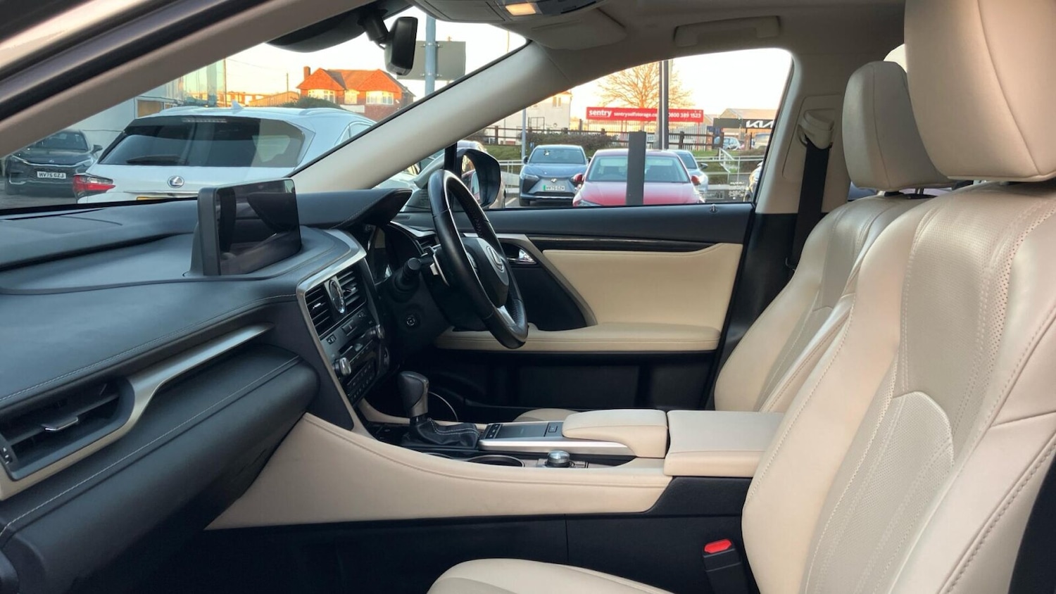 Used Lexus RX 2020 for sale - 77312655: Photo 9