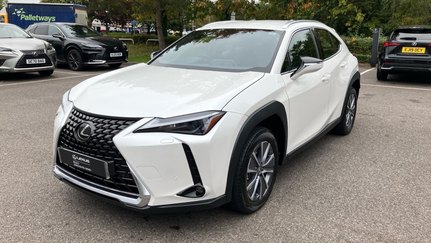 Used Lexus UX 2025 for sale - 76678900: Photo 17