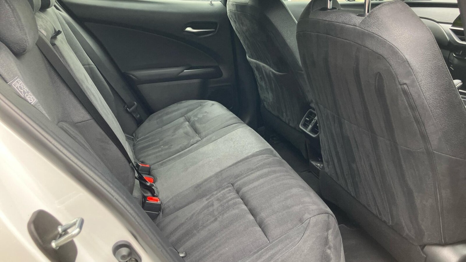 Used Lexus UX 2025 for sale - 76678900: Photo 9