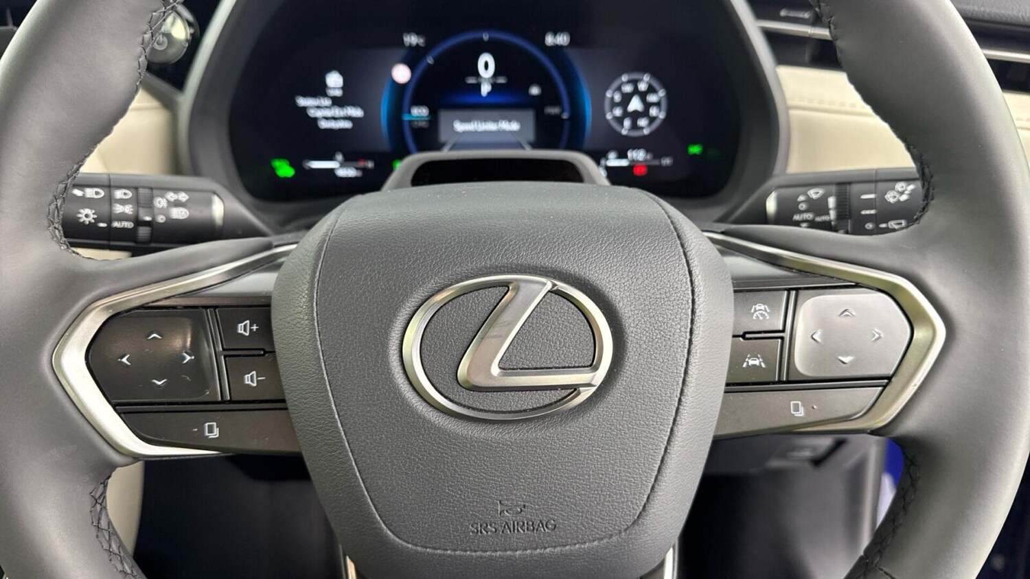 Used Lexus LBX 2024 for sale - 77560731: Photo 15