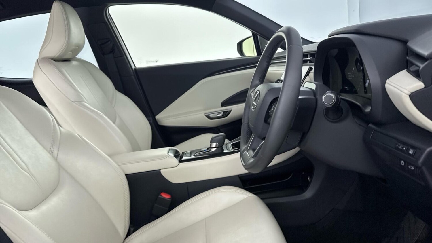 Used Lexus LBX 2024 for sale - 77560731: Photo 17