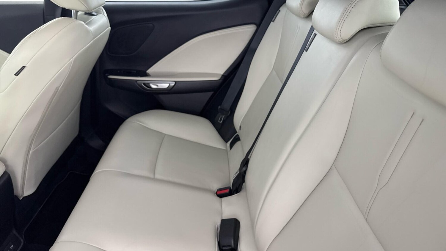 Used Lexus LBX 2024 for sale - 77560731: Photo 18