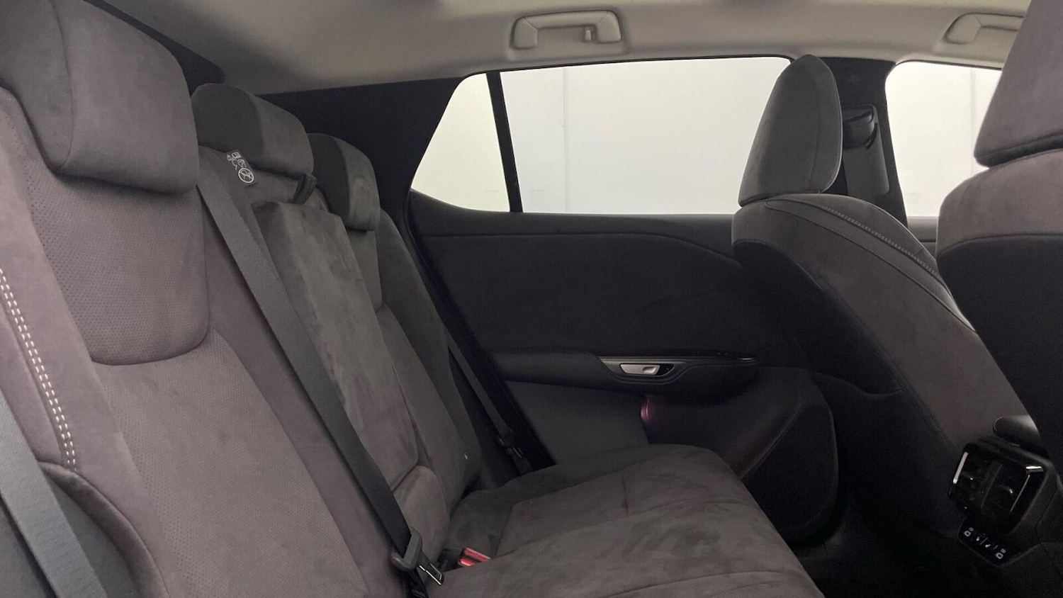 Used Lexus RZ 2023 for sale - 76675845: Photo 9