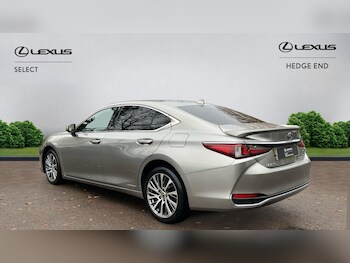 Used Lexus ES 2021 for sale - 77073327: Photo