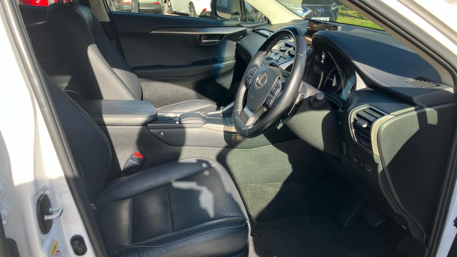 Used Lexus NX 2018 for sale - 76673705: Photo 15