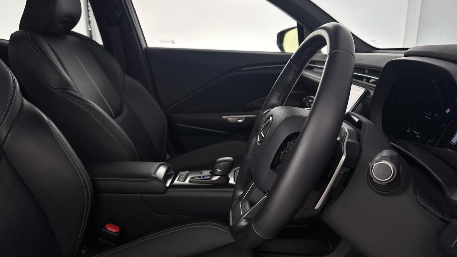 Used Lexus LBX 2024 for sale - 77025964: Photo 13