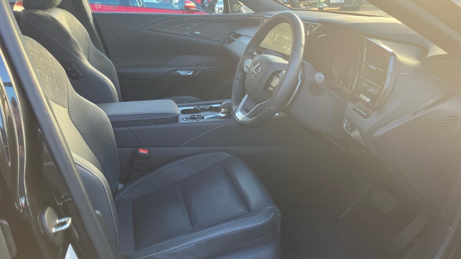 Used Lexus RX 2024 for sale - 76677140: Photo 15