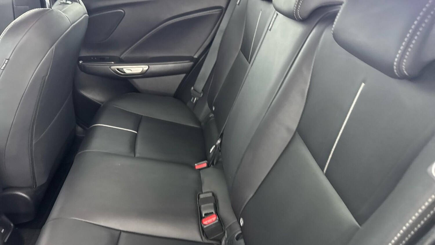 Used Lexus LBX 2024 for sale - 77725547: Photo 18