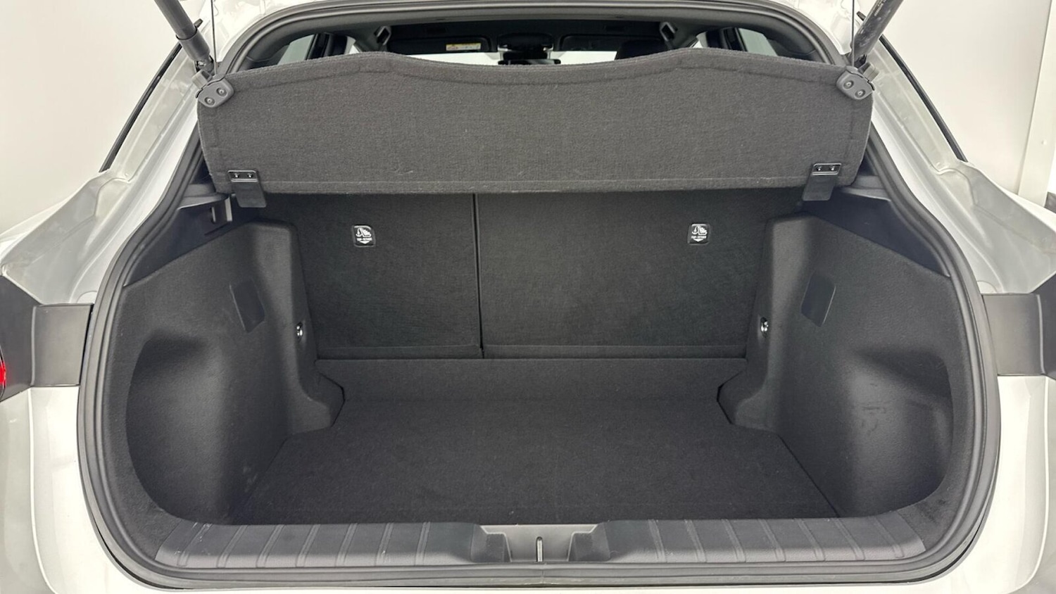 Used Lexus LBX 2024 for sale - 77725547: Photo 19