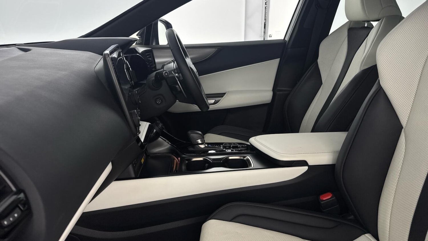 Used Lexus NX 2024 for sale - 77691408: Photo 9