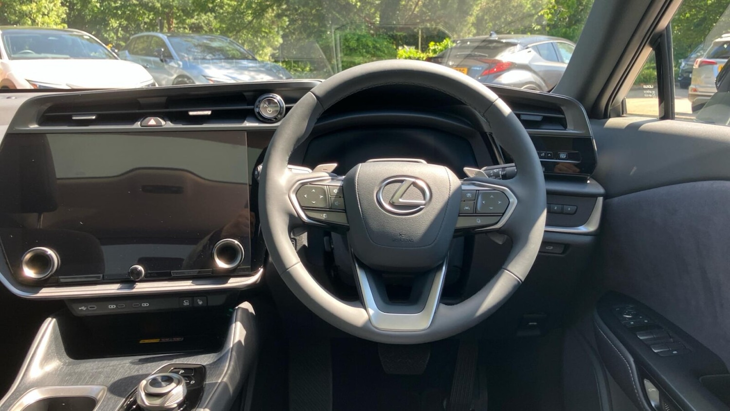 Used Lexus RZ 2025 for sale - 76680478: Photo 10