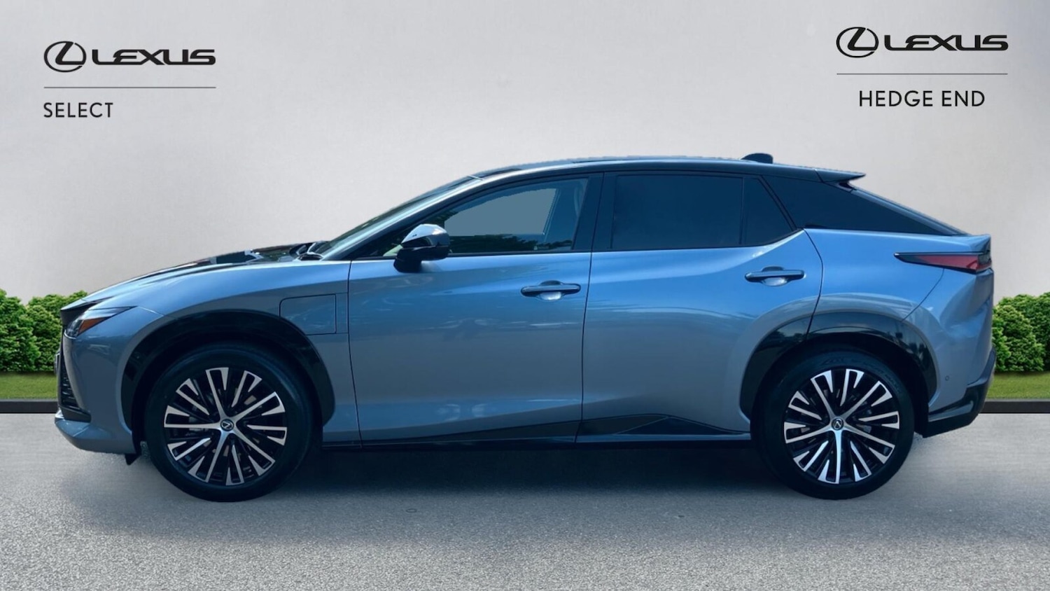 Used Lexus RZ 2025 for sale - 76680478: Photo 5