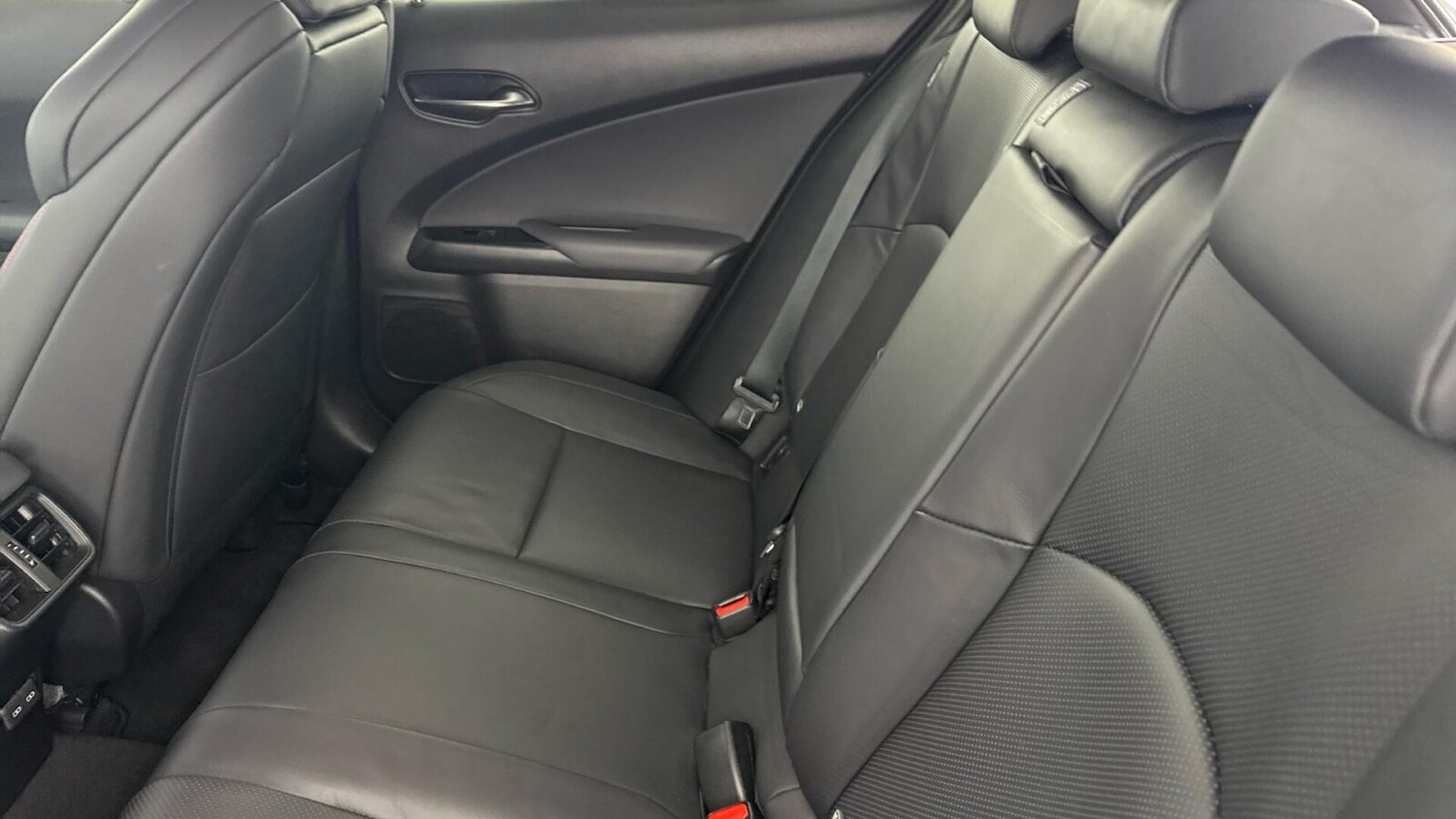 Used Lexus UX 2023 for sale - 77691407: Photo 17
