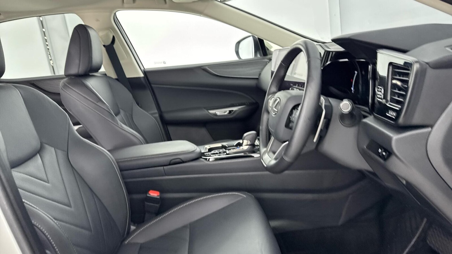 Used Lexus NX 2023 for sale - 77228321: Photo 18