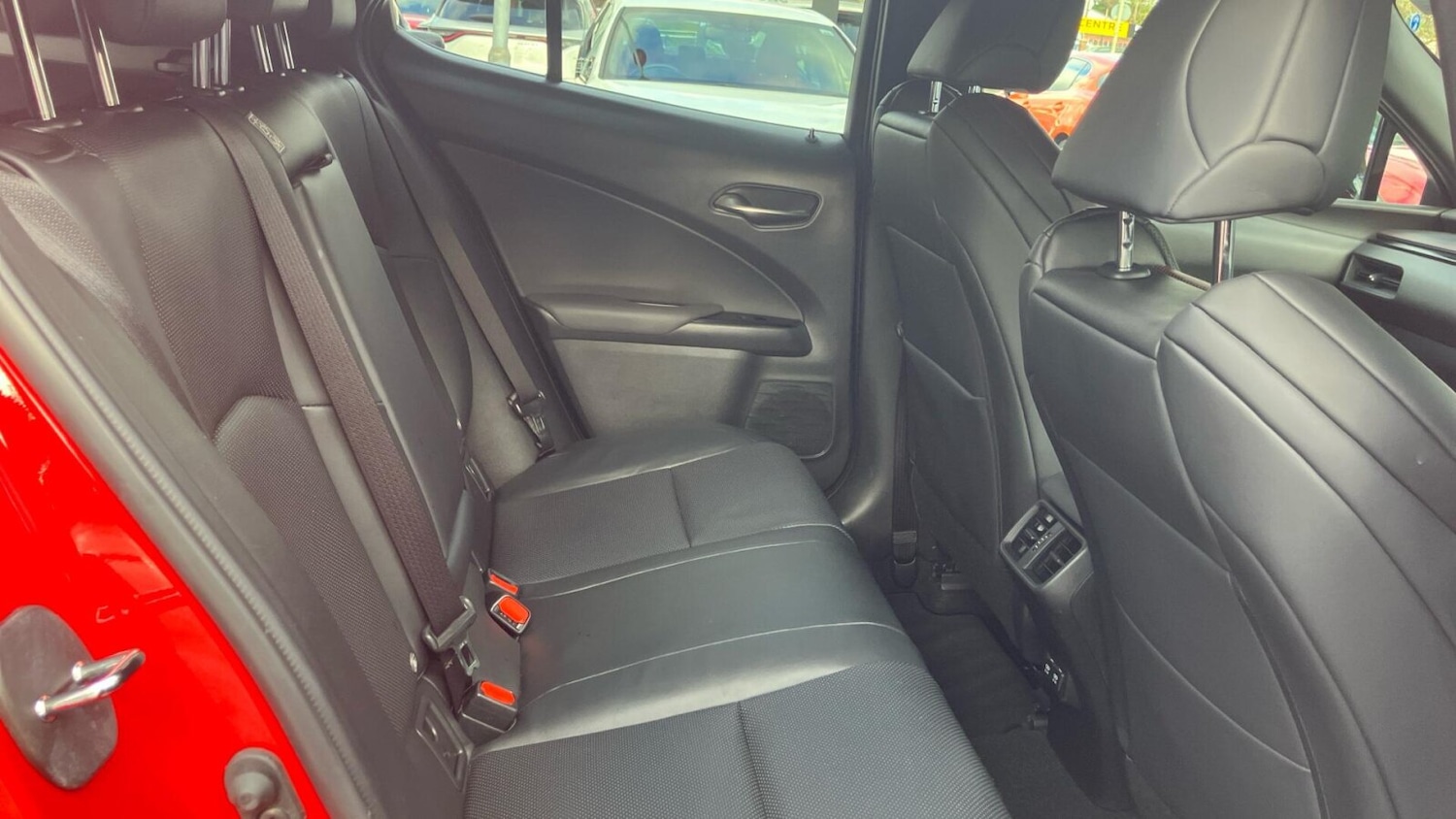 Used Lexus UX 2019 for sale - 76673836: Photo 11
