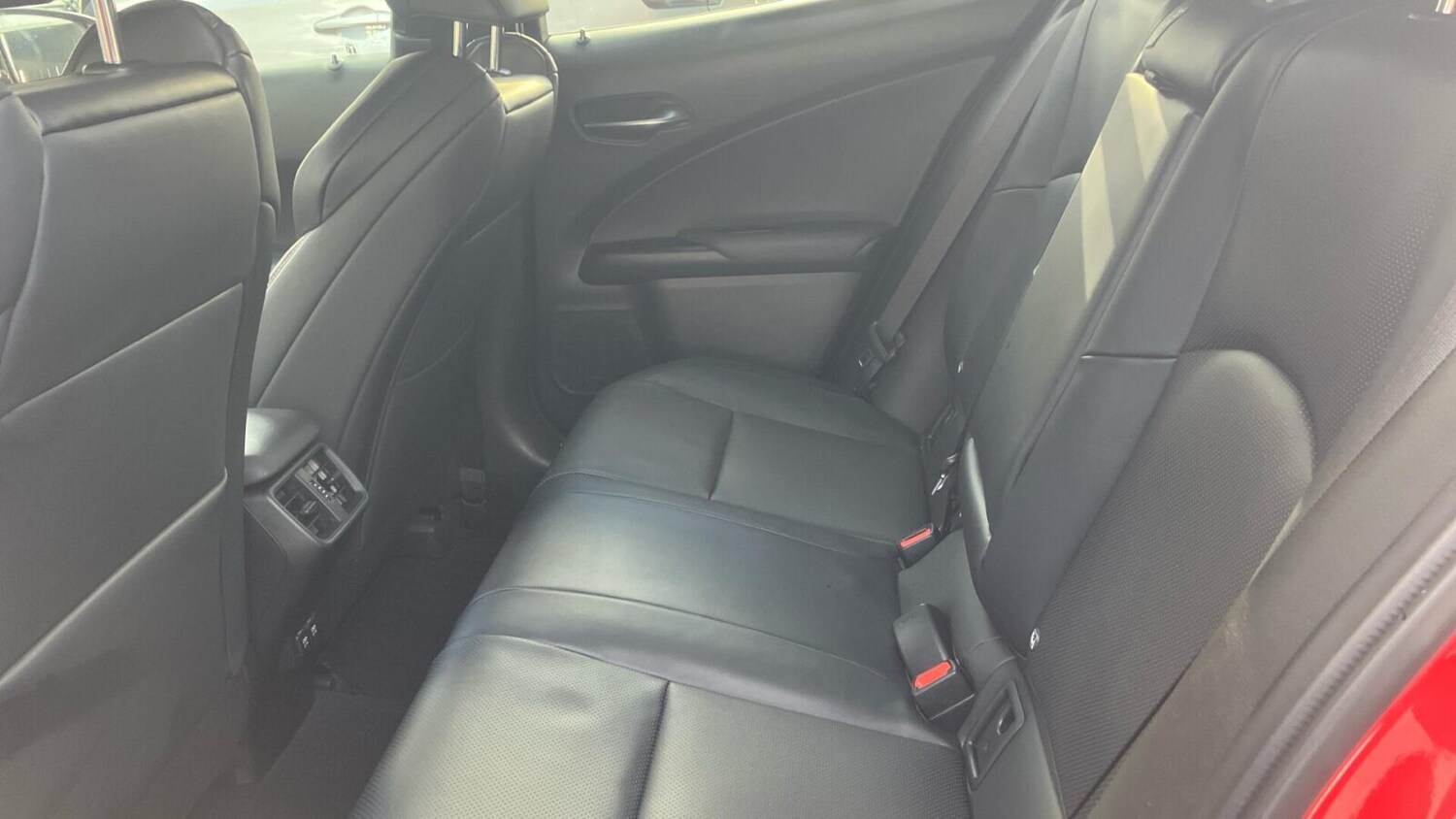 Used Lexus UX 2019 for sale - 76673836: Photo 16
