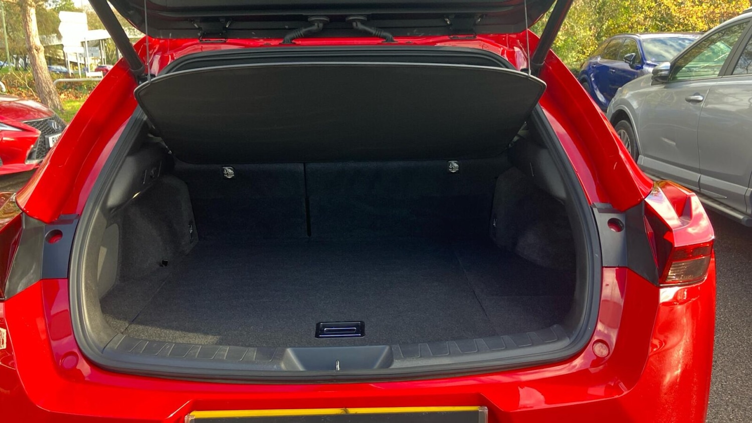 Used Lexus UX 2019 for sale - 76673836: Photo 17