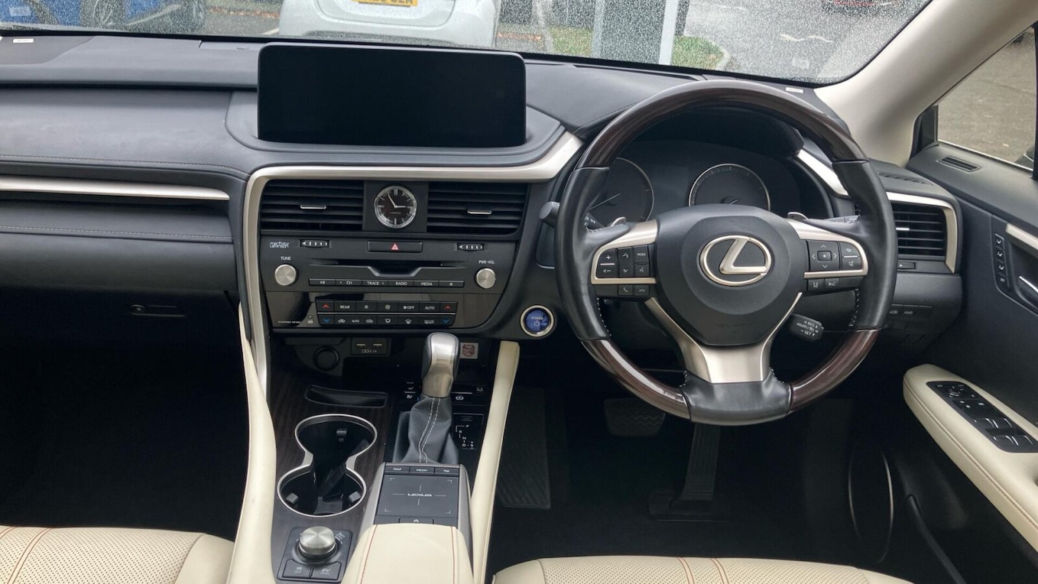 Used Lexus RX 2022 for sale - 77005900: Photo 9