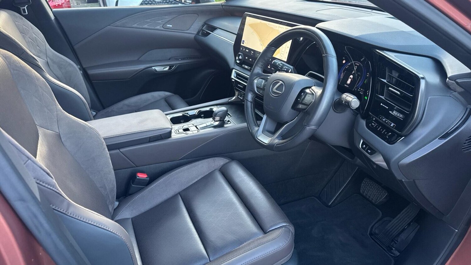 Used Lexus RX 2023 for sale - 76675911: Photo 13