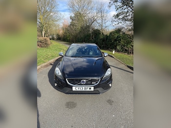 Volvo V40 feature image