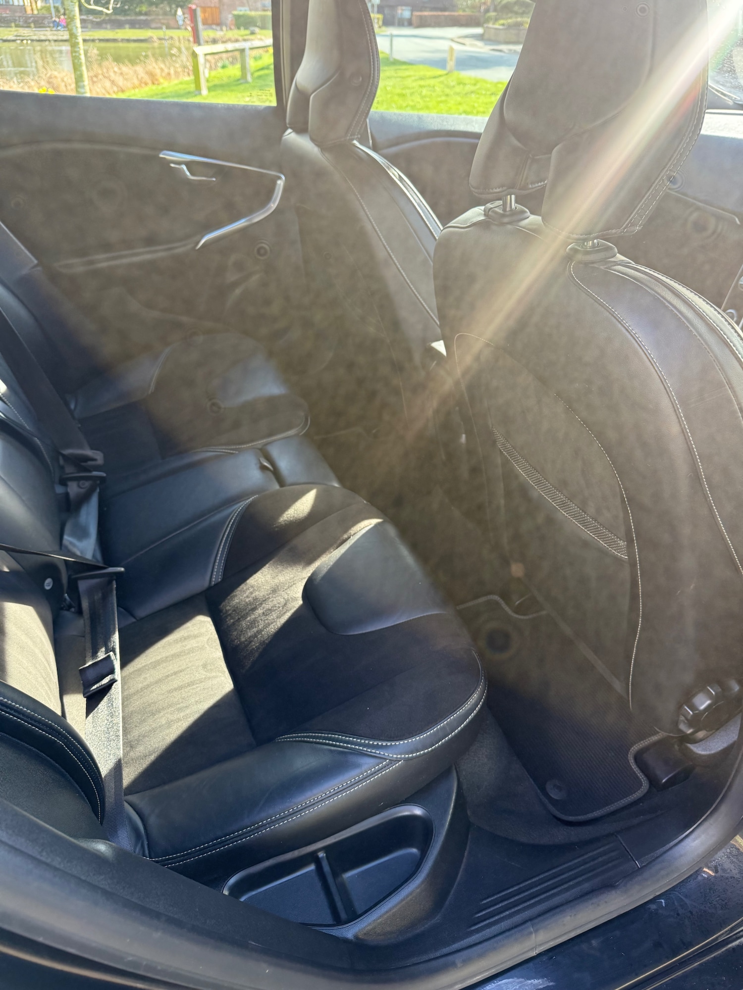 Used Volvo V40 2013 for sale - 78003926: Photo 23