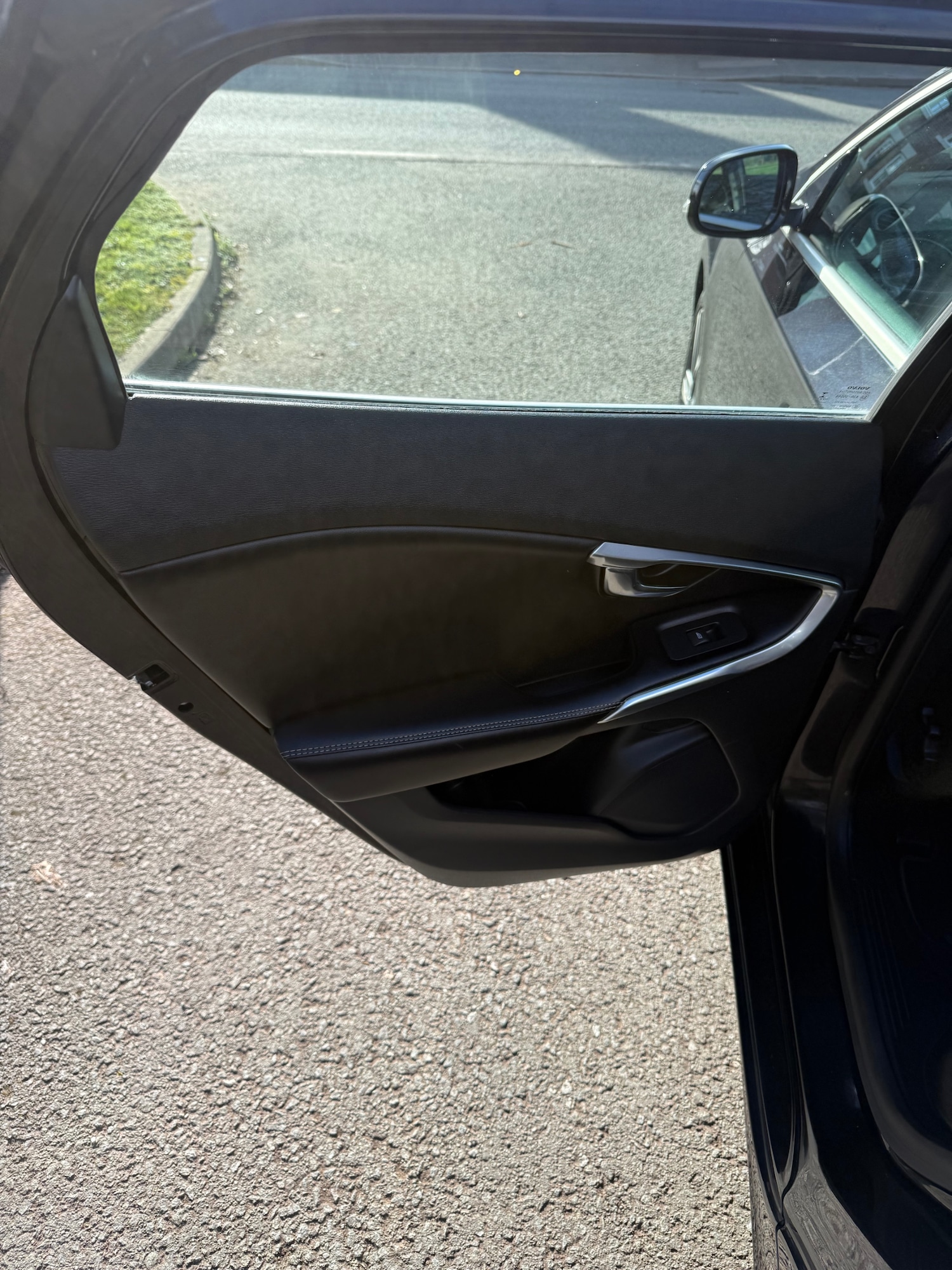 Used Volvo V40 2013 for sale - 78003926: Photo 27