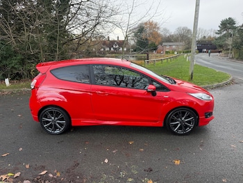 Used Ford Fiesta 2017 for sale - 77350420: Photo