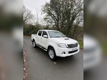 Used Toyota Hilux 2013 for sale - 77504504: Photo