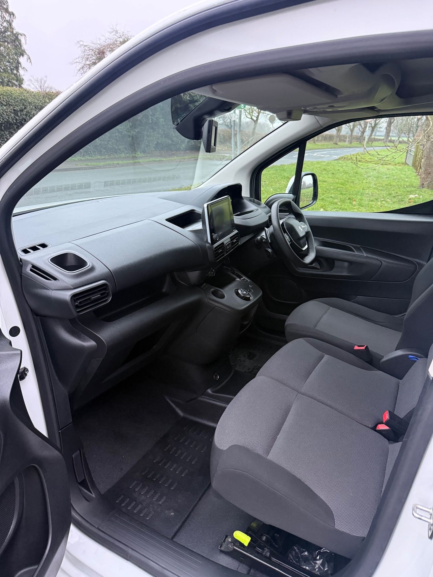 Used Peugeot Partner 2020 for sale - 77438661: Photo 14