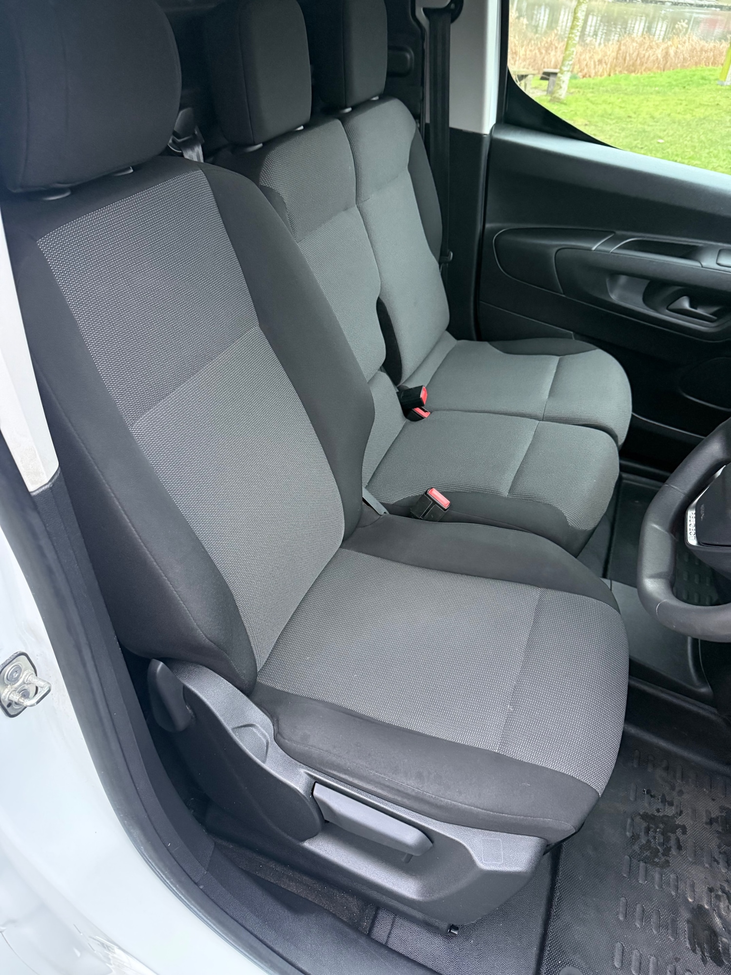 Used Peugeot Partner 2020 for sale - 77438661: Photo 21