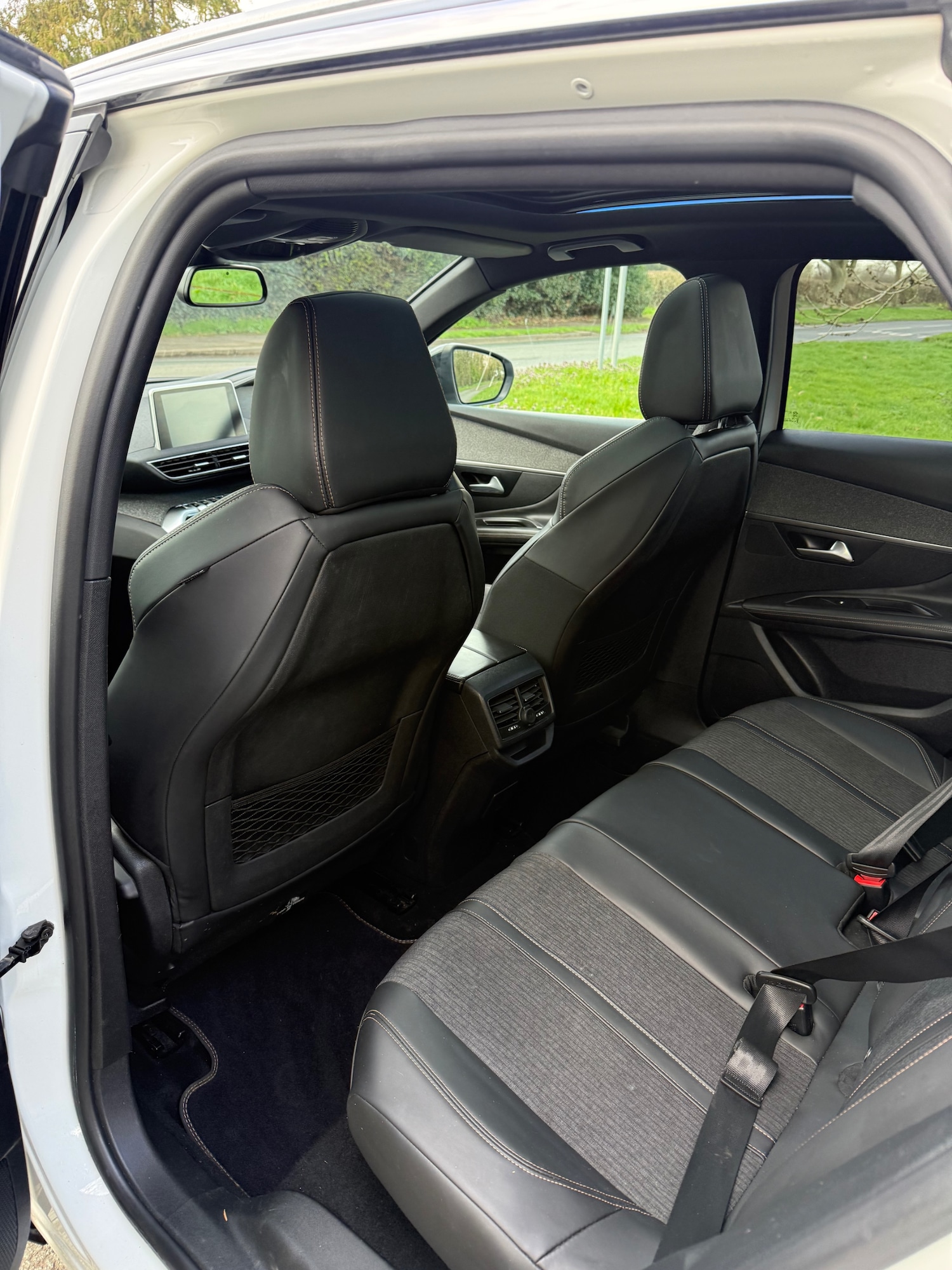 Used Peugeot 3008 2018 for sale - 77904213: Photo 19