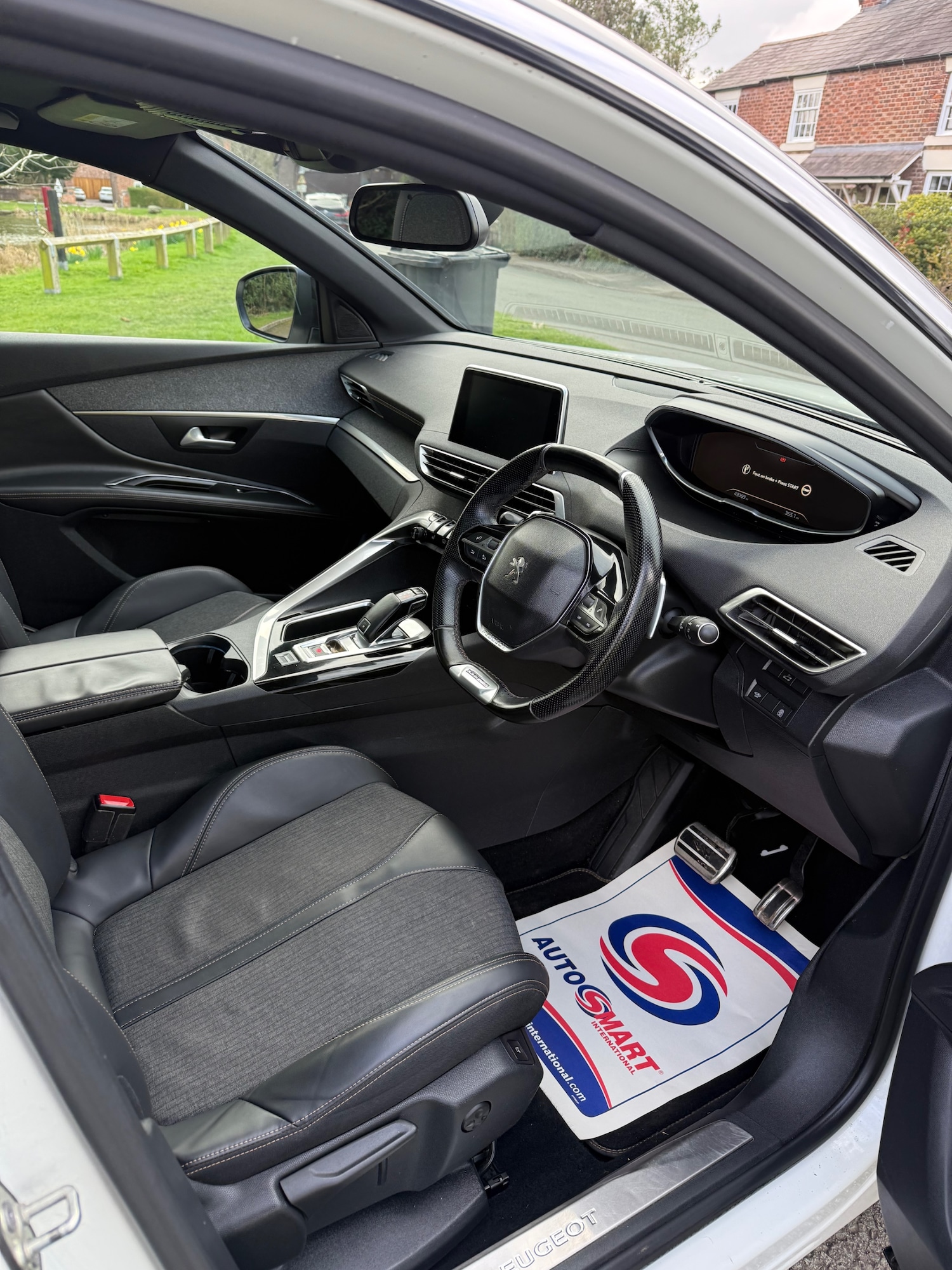 Used Peugeot 3008 2018 for sale - 77904213: Photo 28