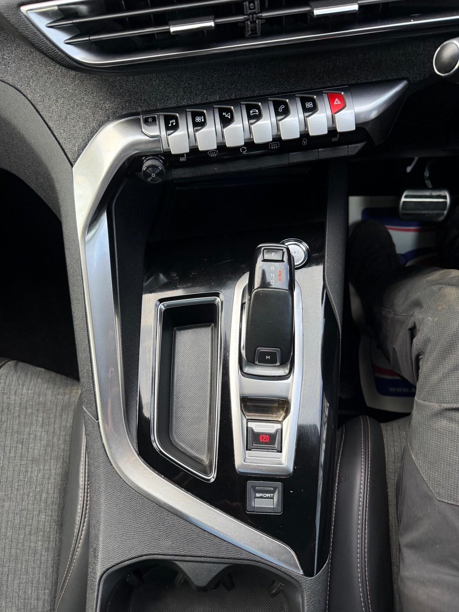 Used Peugeot 3008 2018 for sale - 77904213: Photo 34