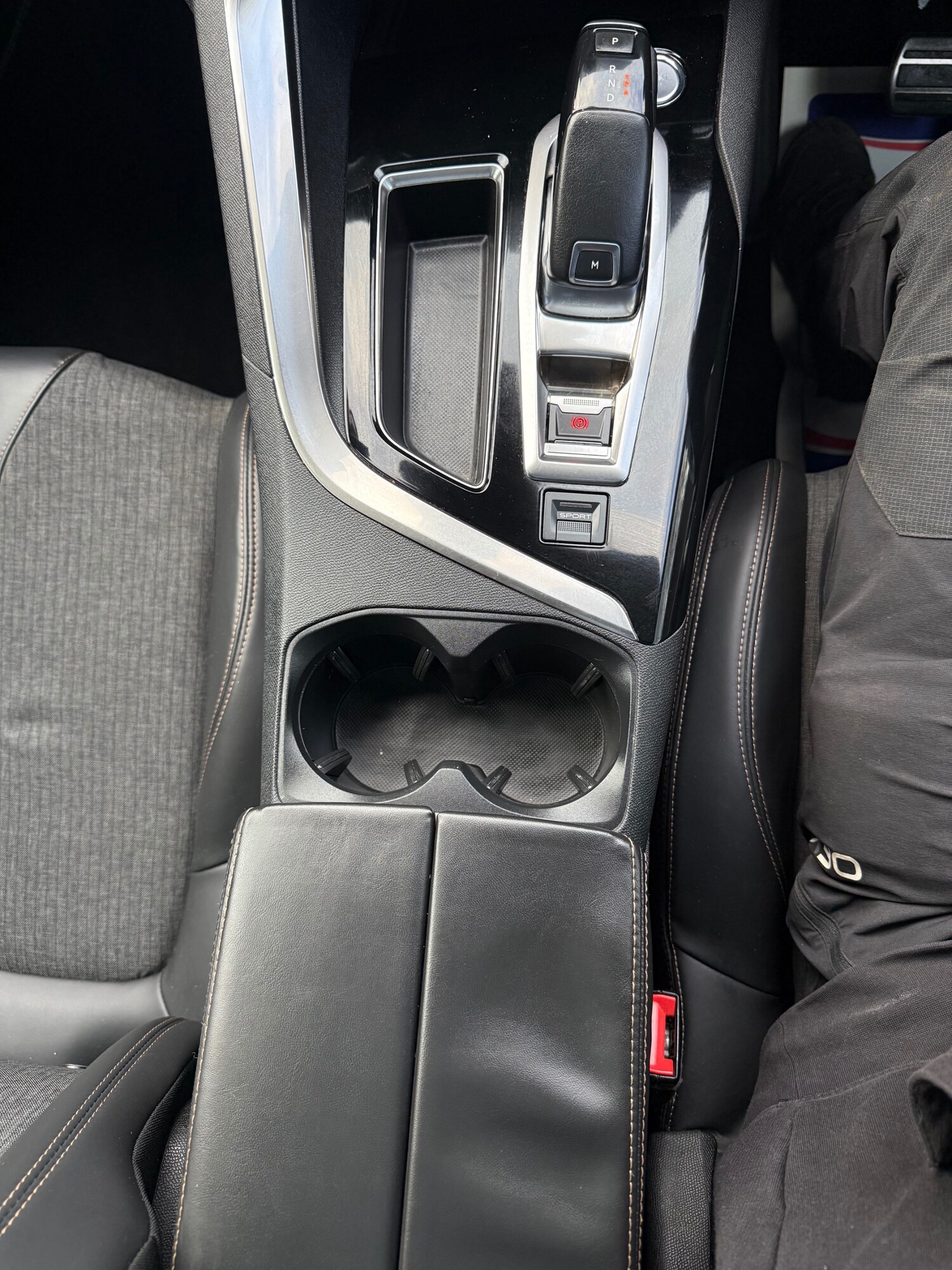 Used Peugeot 3008 2018 for sale - 77904213: Photo 40