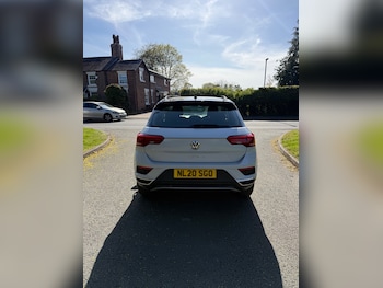 Used Volkswagen T-Roc 2020 for sale - 78344202: Photo