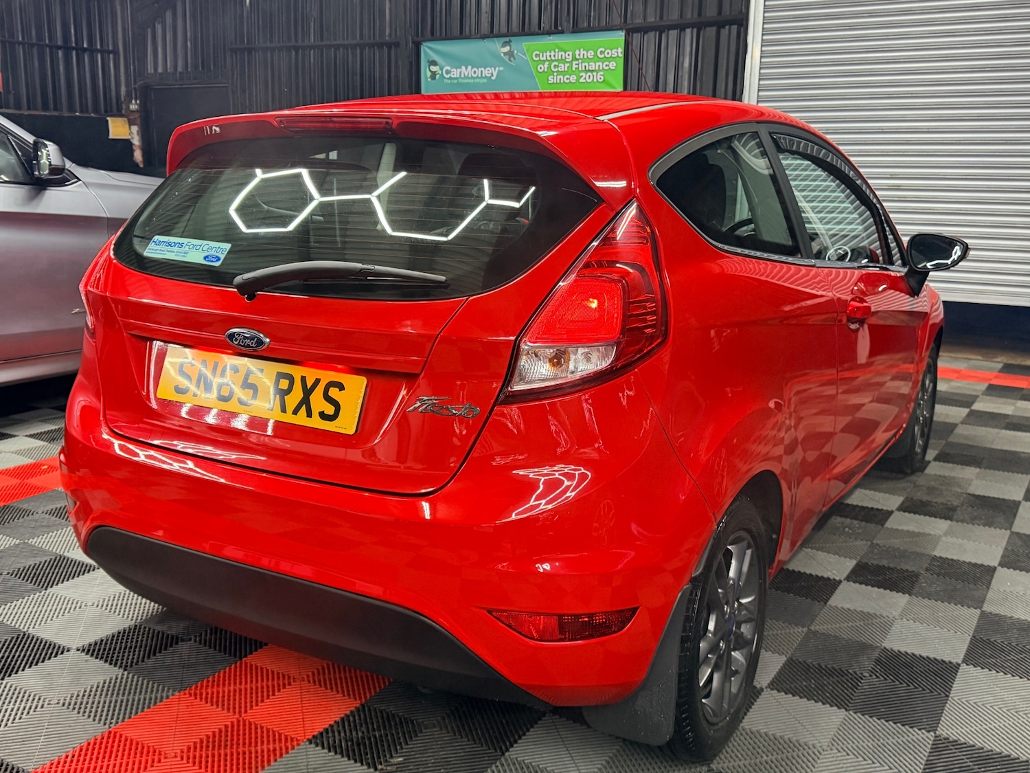 Used Ford Fiesta 2015 for sale - 76709675: Photo 3