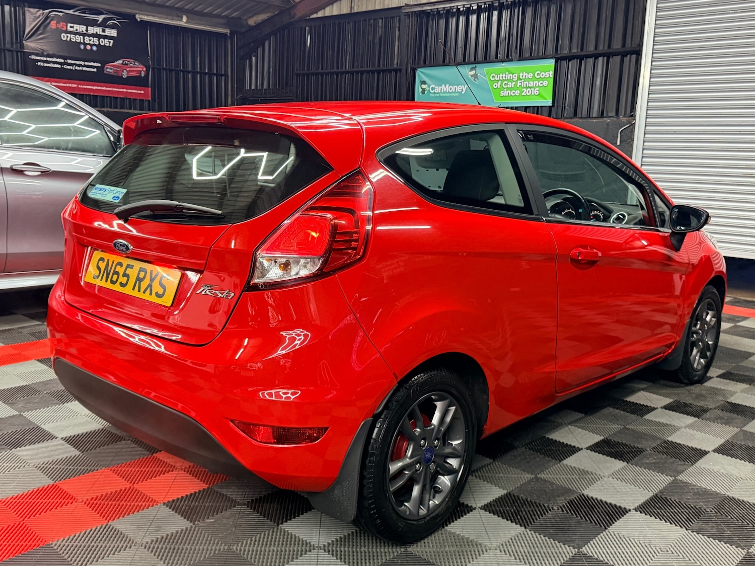 Used Ford Fiesta 2015 for sale - 76709675: Photo 8